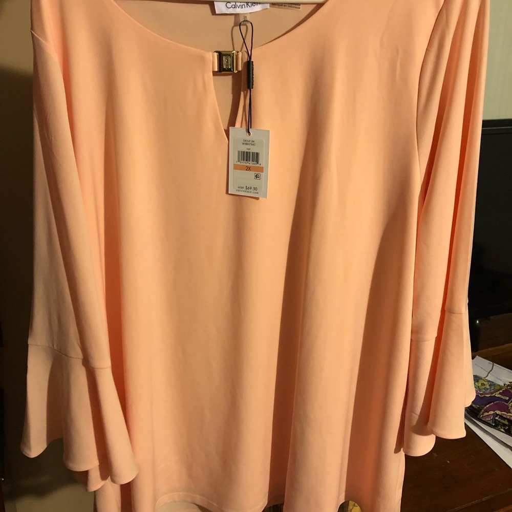 Calvin Klein NWT Blouse with ruffled sleeve